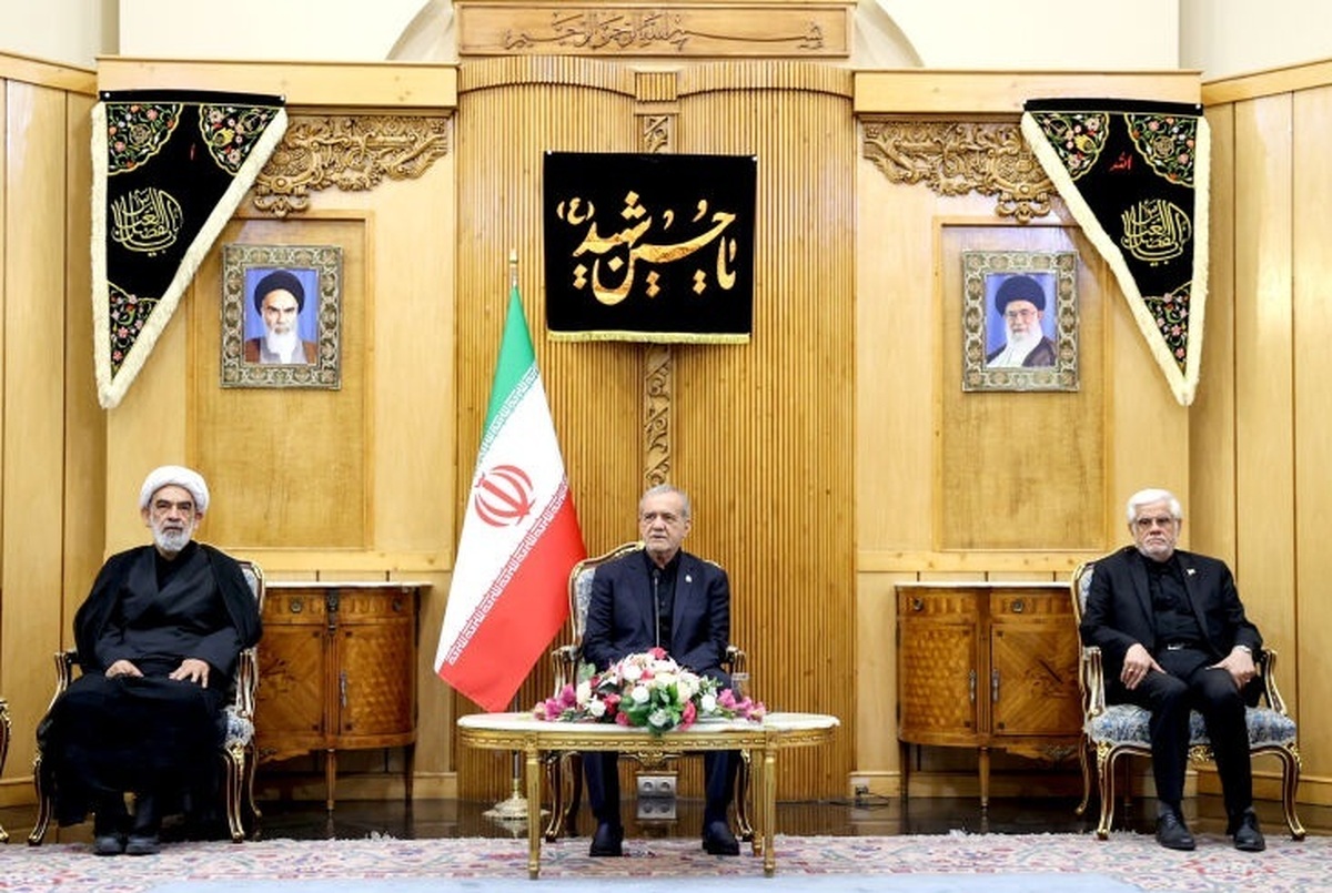 پزشکیان عازم اسلام آباد شد/رئیس جمهور: مبادلات تجاری با پاکستان را به ۱۰ میلیارد دلار در سال ارتقا می دهیم