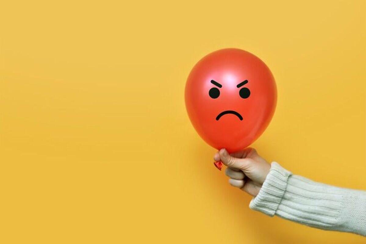 زنان با افزایش سن خشم را بیشتر احساس میکنند و کمتر بروز میدهند