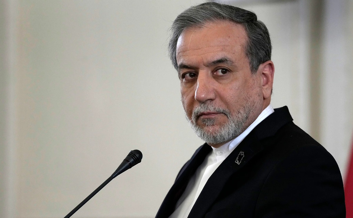 چرا صدا وسیما اجازه پخش گفتوگوی عراقچی را نداد؟