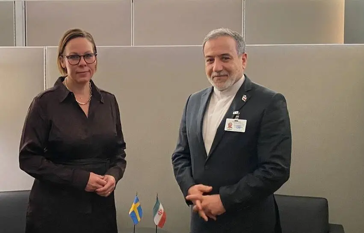 دیدار وزیر خارجه ایران با وزرای خارجه سوئد و فنلاند