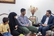 سخنگوی شورای نگهبان با خانواده شهید ناظر «محمدرضا زندی» دیدار کرد
