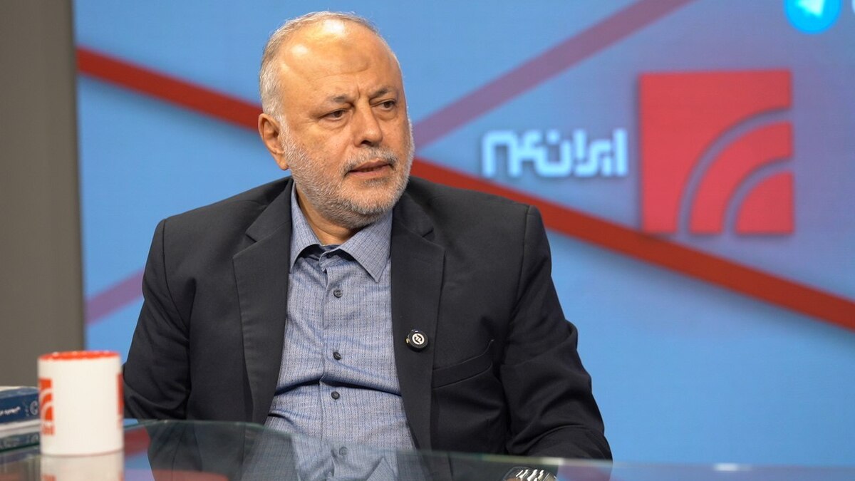 رسولی نژاد خطاب به رئیس کمیسیون اقتصاد: واقعا خودت به حذف چهار صفر پول ملی اعتقاد داری که جلوی دوربین می آیی؟