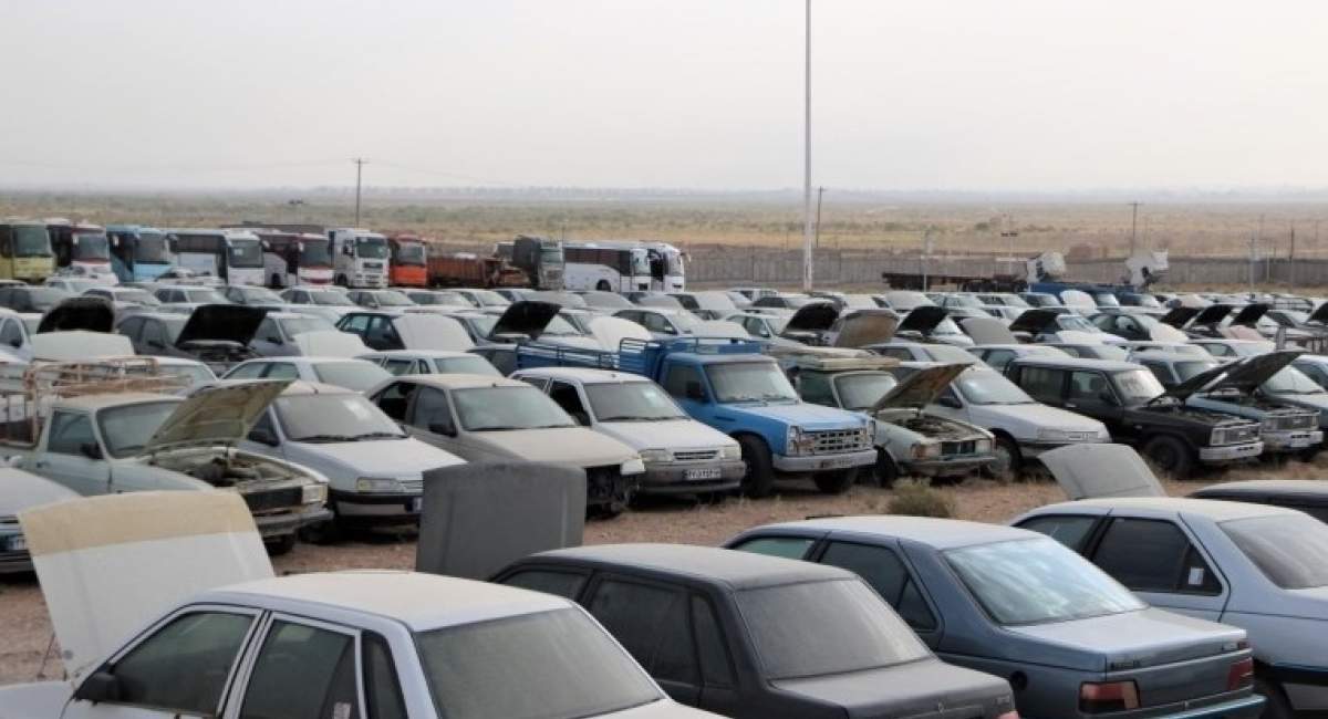 جمع‌آوری خودروهای رهاشده در معابر تهران آغاز شد