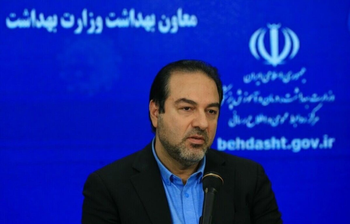 ببینید| عذرخواهی معاون وزیر بهداشت پس از درگیری لفظی با خبرنگار