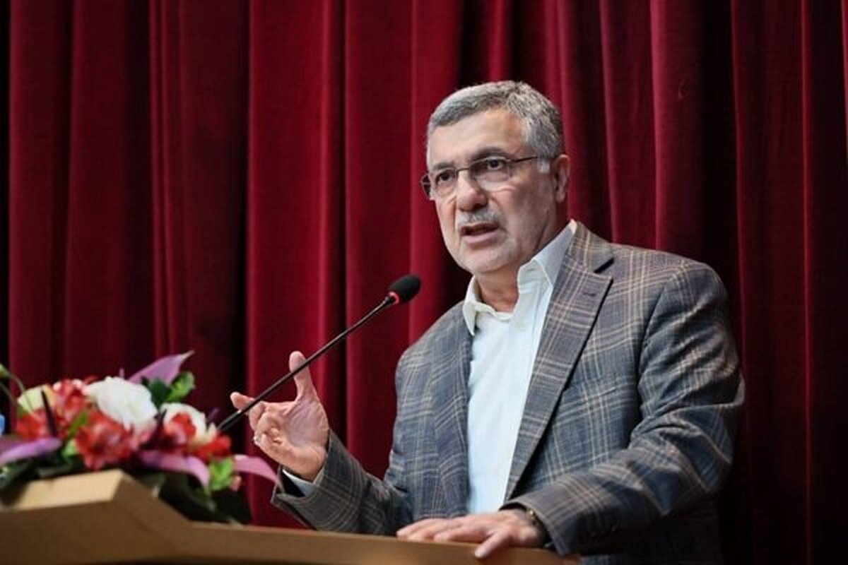 وزیر بهداشت از رسانهها عذرخواهی کرد