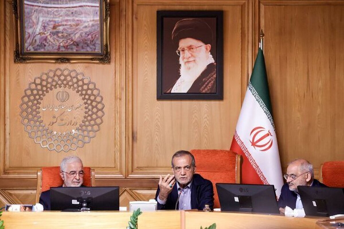 پزشکیان: اجازه ندهید هیچکس بدون توانمندیهای لازم به مسئولیت گمارده شود