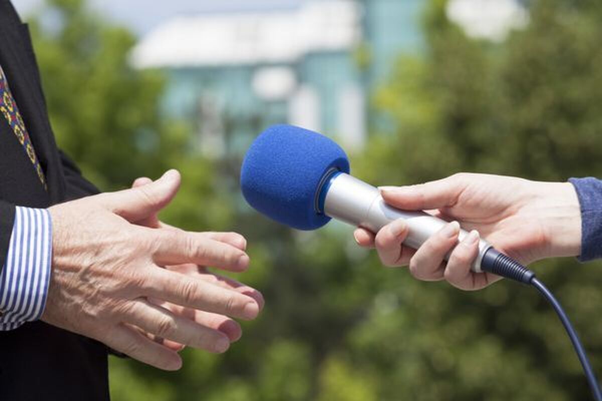جامعه شناس و استاد دانشگاه: مسئولان باید پاسخگوی افکار عمومی باشند برخی مدیران باید پایش روانی شوند