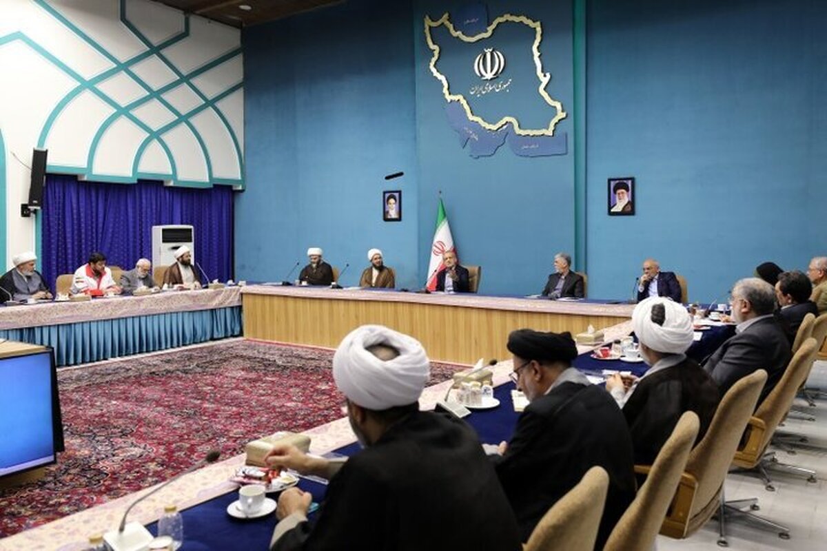 پزشکیان: مسجد تنها محل عبادت نیست