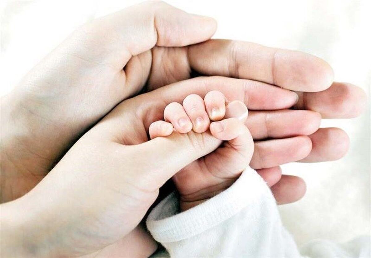 تاثیر ۱۰ درصدی مشکلات مالی تنها در تصمیم‌گیری برای فرزندآوری
