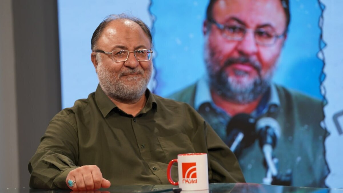 صادق کوشکی: دولت پزشکیان استاد فرار از مشکلات است/مسیر پزشکیان از ابتدای دولت غلط بوده، برنامه‌ای ندارد