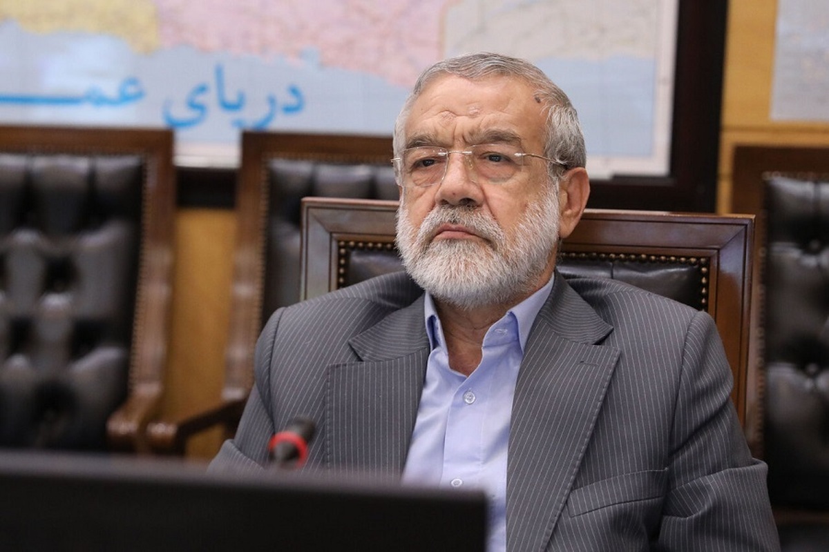 کامران غضنفری: کم بارشی نتیجه مخالف پزشکیان با قانون عفاف و حجاب است