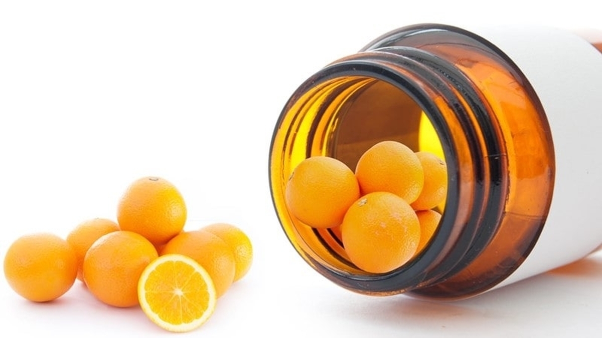 برای تقویت سیستم ایمنی ویتامین C بخوریم یا زینک؟