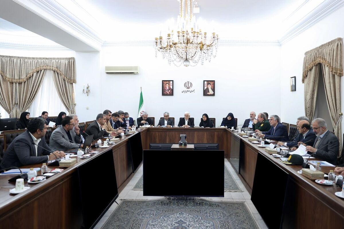 عارف: اولویت اصلی دولت، تأمین مسکن است