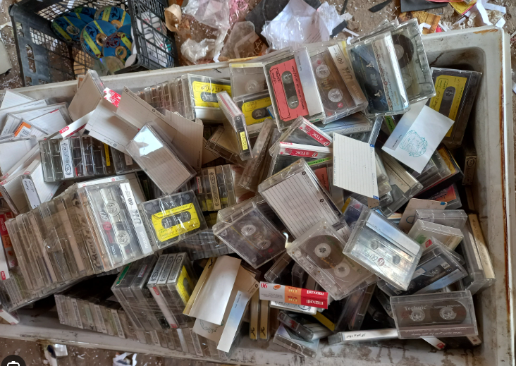 علی عزیزی: بازگشت نوار کاست واکنشی فرهنگی به دنیای دیجیتال است