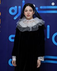 ببینید| استایل خاص روشنک گرامی در جشنواره فیلم تهران