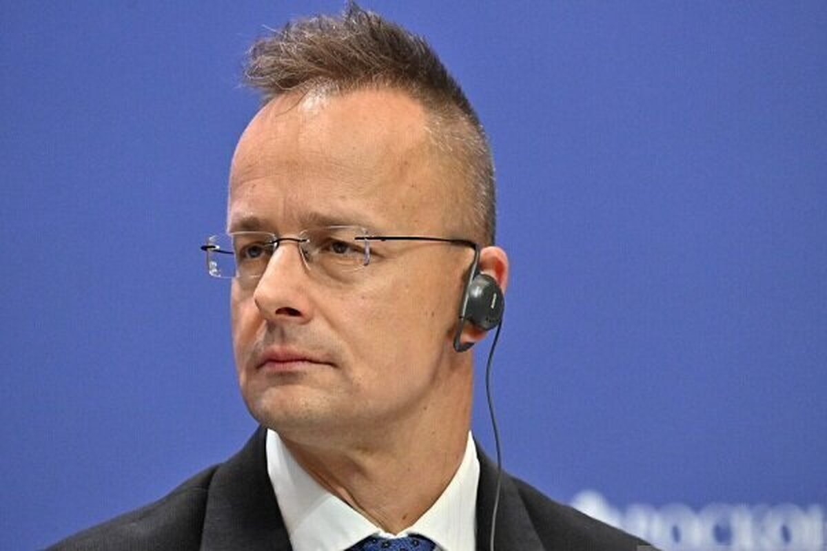 سیارتو: اجازه نمی‌دهیم مجارستان وارد جنگ شود