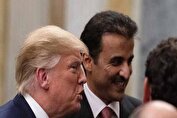 دیدار «ترامپ» با امیر قطر داخل هواپیمای خود