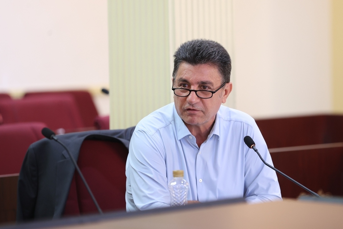 قلعه نویی: اتحاد خوبی در ورزش وجود دارد که در راس آن وزیر ورزش است + فیلم