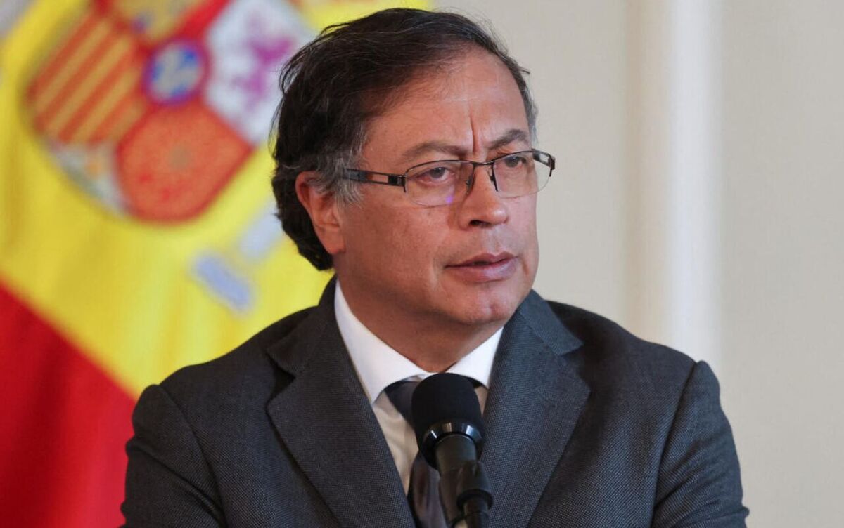 جلوگیری آمریکا از سوخت گیری هواپیمای رئیس‌جمهور کلمبیا در کیپ ورد