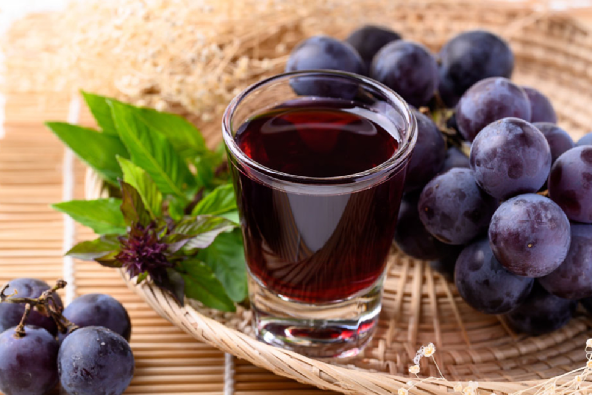 بیماران دیابتی، انگور فرنگی سیاه بخورید