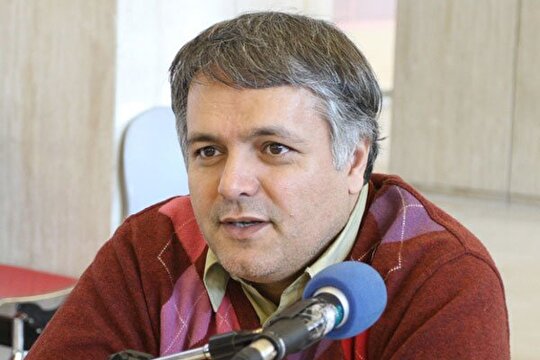 منوچهر اکبرلو: بخش اطلاع رسانی جشنواره بین‌المللی فجر ضعیف بود/تمرکز زدایی فرهنگی اقدامی مثبت است