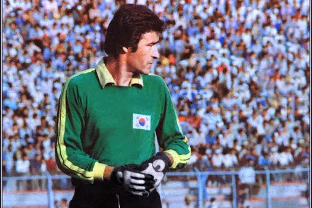 حضور ناصر حجازی در جمع ۱۰۵ گلر برتر تاریخ