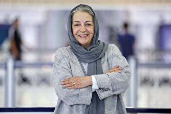 سها نیاستی و مرضیه برومند در «دختر پری خانم»