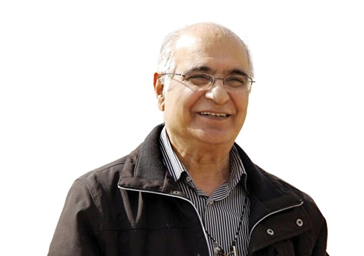 هوشنگ مرادی‌ کرمانی در بیمارستان بستری شد