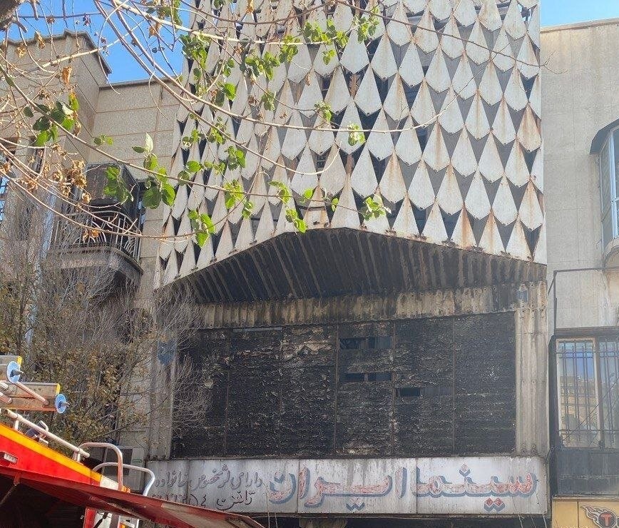 آتش‌سوزی مهیب در لاله‌زار تهران