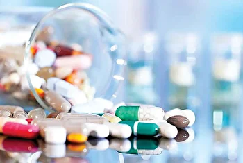 سازمان غذا و دارو: تاخیر در پرداخت مطالبات، توان مالی بیمارستان‌ها را کاهش داده است