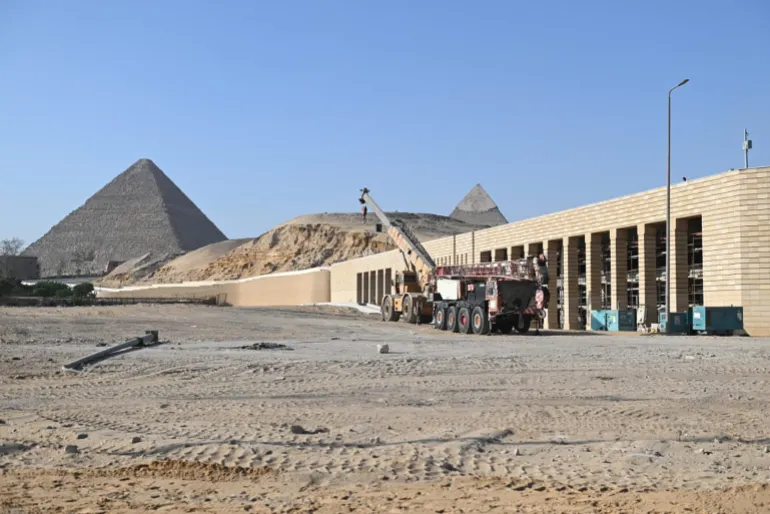 «موزه بزرگ مصر» چگونه ساخته شد؟/نمایش شکوه گنجینه فرعون 18 ساله «موزه بزرگ مصر» چگونه ساخته شد؟/نمایش شکوه گنجینه فرعون 18 ساله