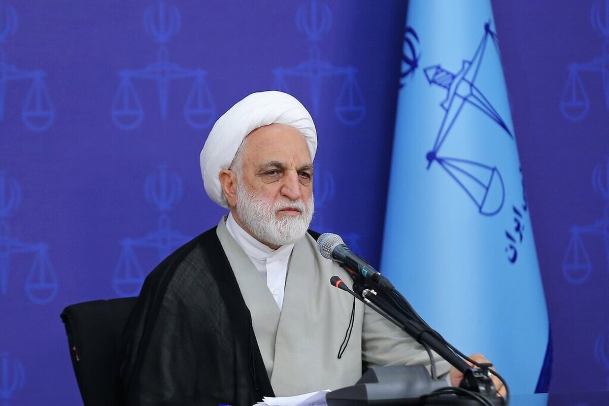 انتقاد رئیس قوه قضاییه از رواج واژگان «تندرو» و «کندرو»